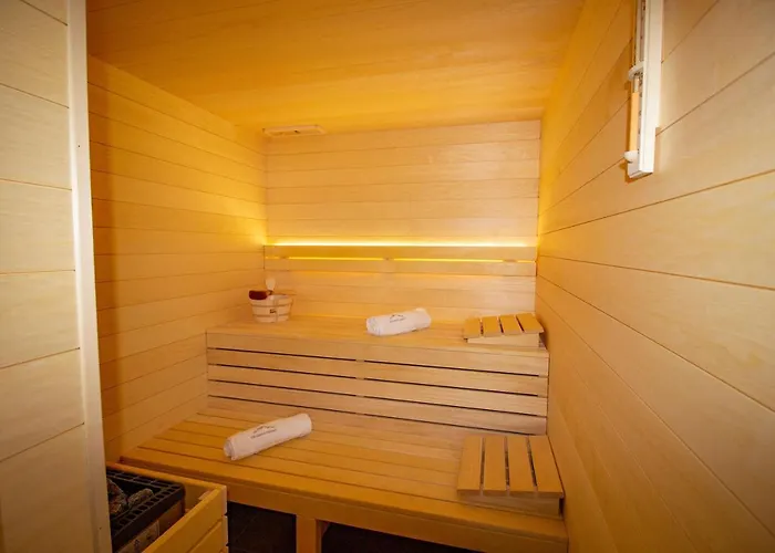 Em Gorce Komfortowe Z Sauna I Jacuzzi וילה Waksmund